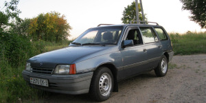 Продажа Opel Kadett E 1990 в г.Климовичи, цена 2 265 руб.