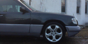 Продажа Mercedes E-Klasse (W124) 300 D 1990 в г.Ганцевичи, цена 9 022 руб.