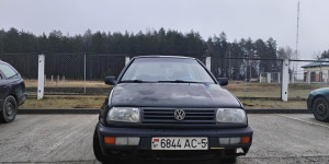 Продажа Volkswagen Vento 1993 в г.Островец, цена 4 833 руб.