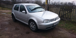 Продажа Volkswagen Golf 4 2001 в г.Кировск, цена 16 434 руб.