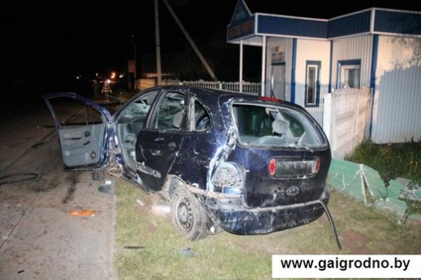 Пьяный водитель в Сморгони не довез друга с переломом до больницы