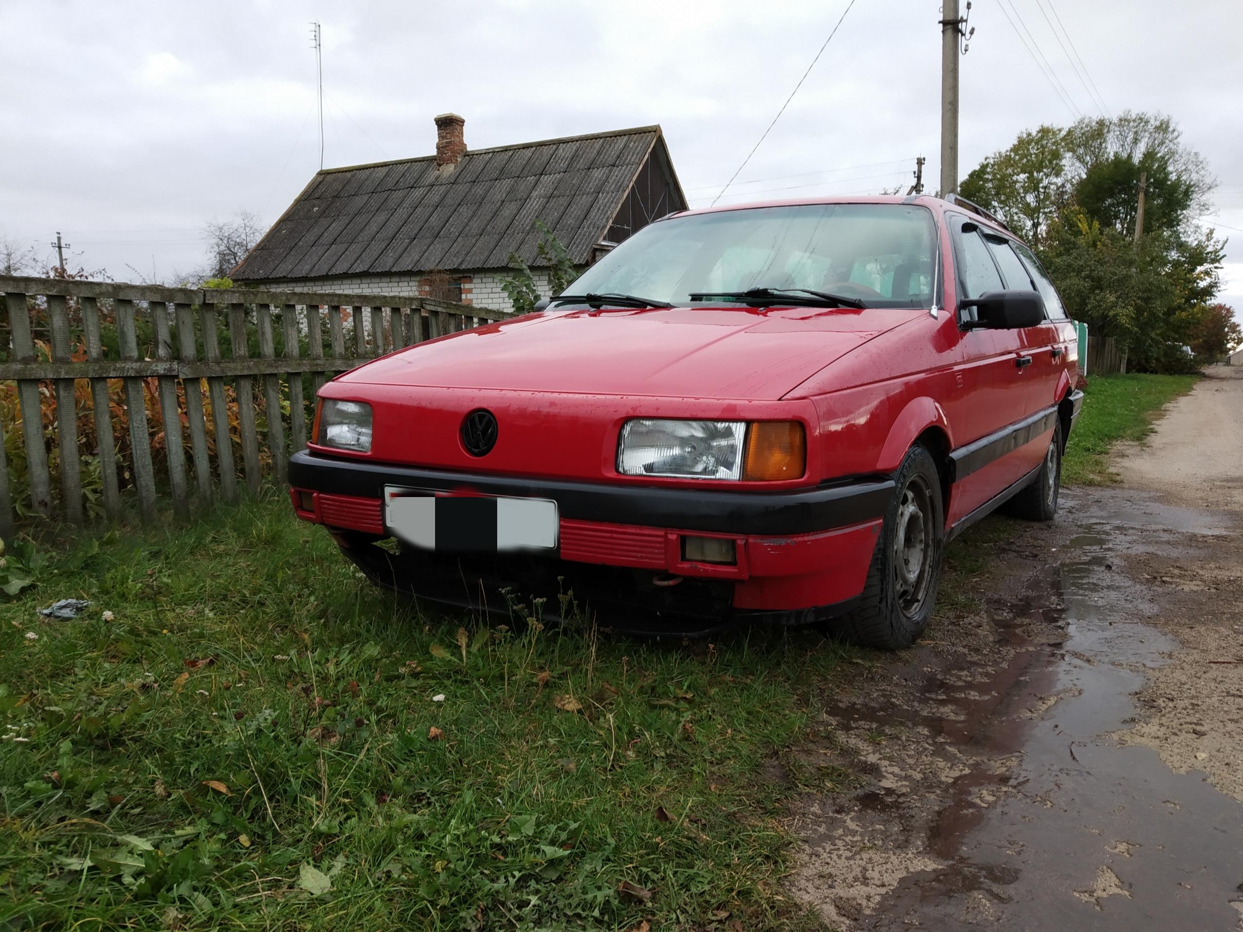 Продажа на куфаре в беларуси. VW Passat b3 1989г 1,6 седан, бампер передний. Машина куфар. Куфар Брестская область Барановичи. Куфар авто Беларусь.