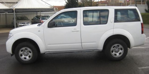 Продажа Nissan Pathfinder 2006 в г.Брест, цена 20 746 руб.