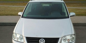 Продажа Volkswagen Touran Basic 2004 в г.Гродно, цена 16 856 руб.