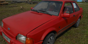 Продажа Ford Escort 1989 в г.Копыль, цена 1 089 руб.