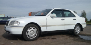 Продажа Mercedes C-Klasse (W202) элеганс 1994 в г.Могилёв, цена 6 834 руб.