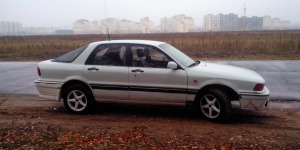 Продажа Mitsubishi Galant 1989 в г.Бобруйск, цена 1 945 руб.