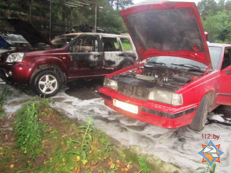  В Гродно в Пышках сгорело 4 автомобиля