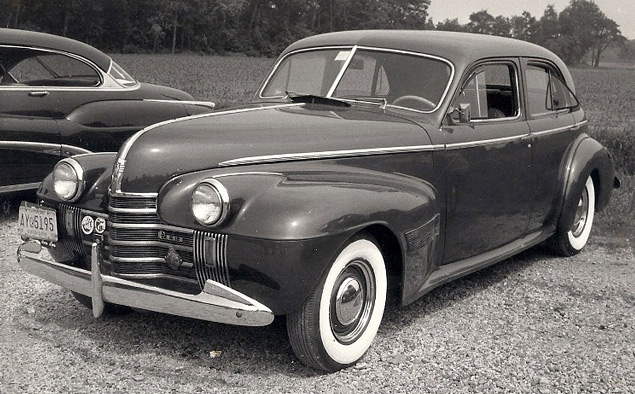 Oldsmobile Custom 8 Cruise