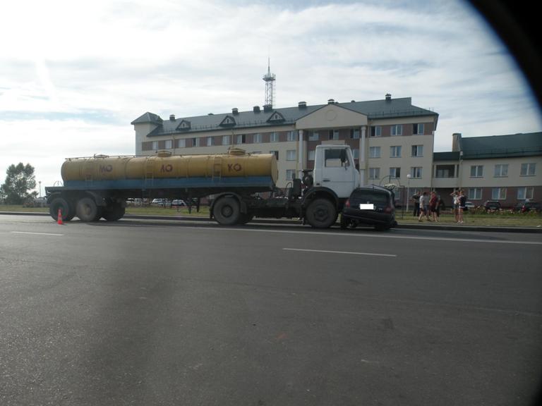 Фото Еланского молоковоза